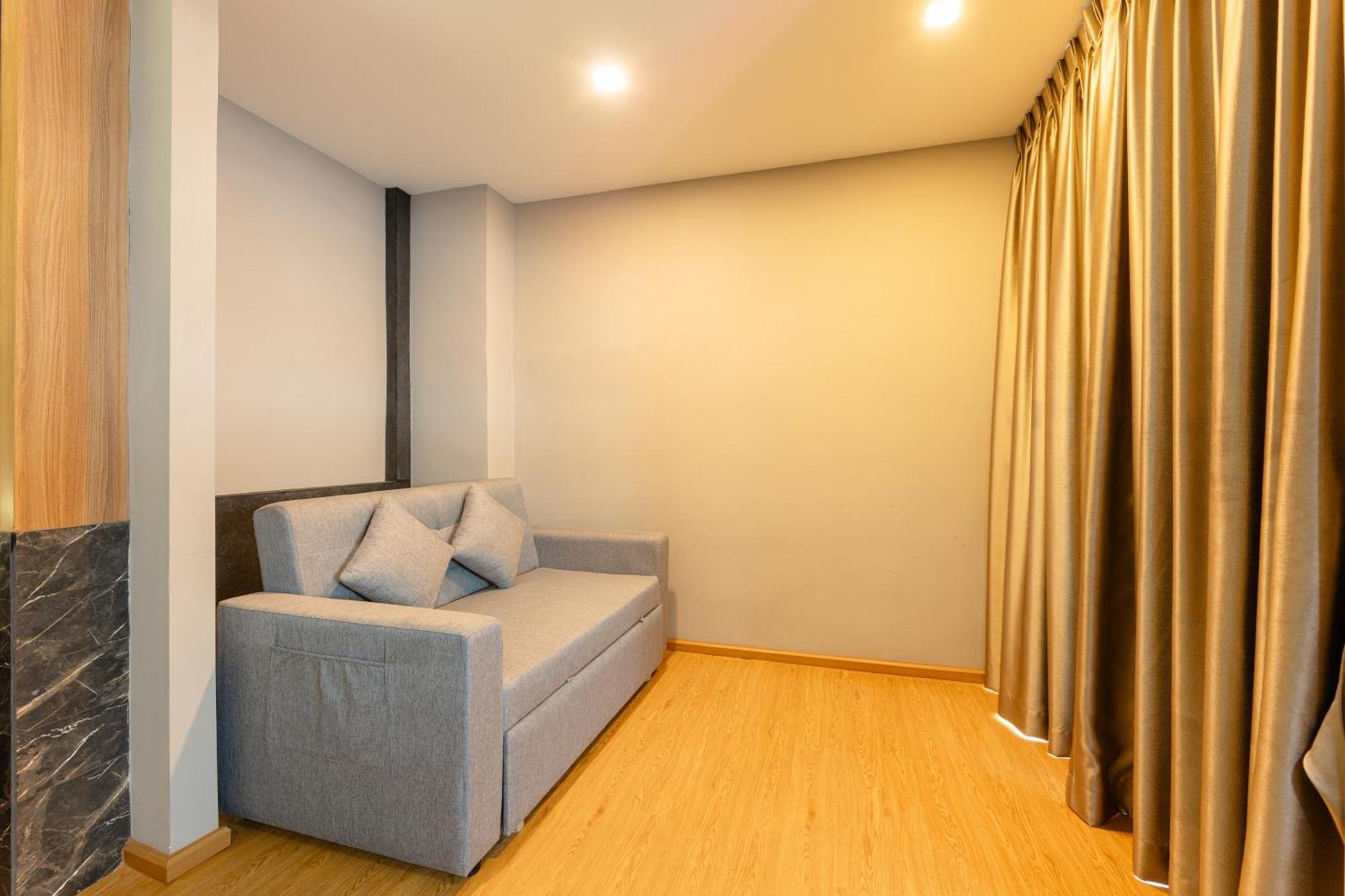 Отель Sky Wave Patong Экстерьер фото